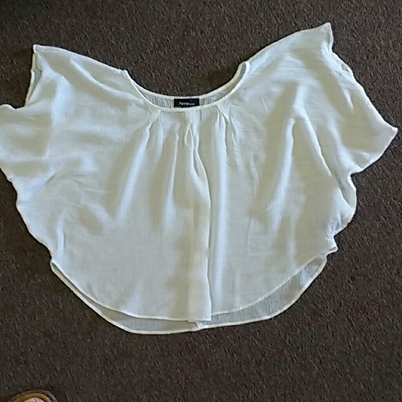 Ladies top - Picture 2 of 5